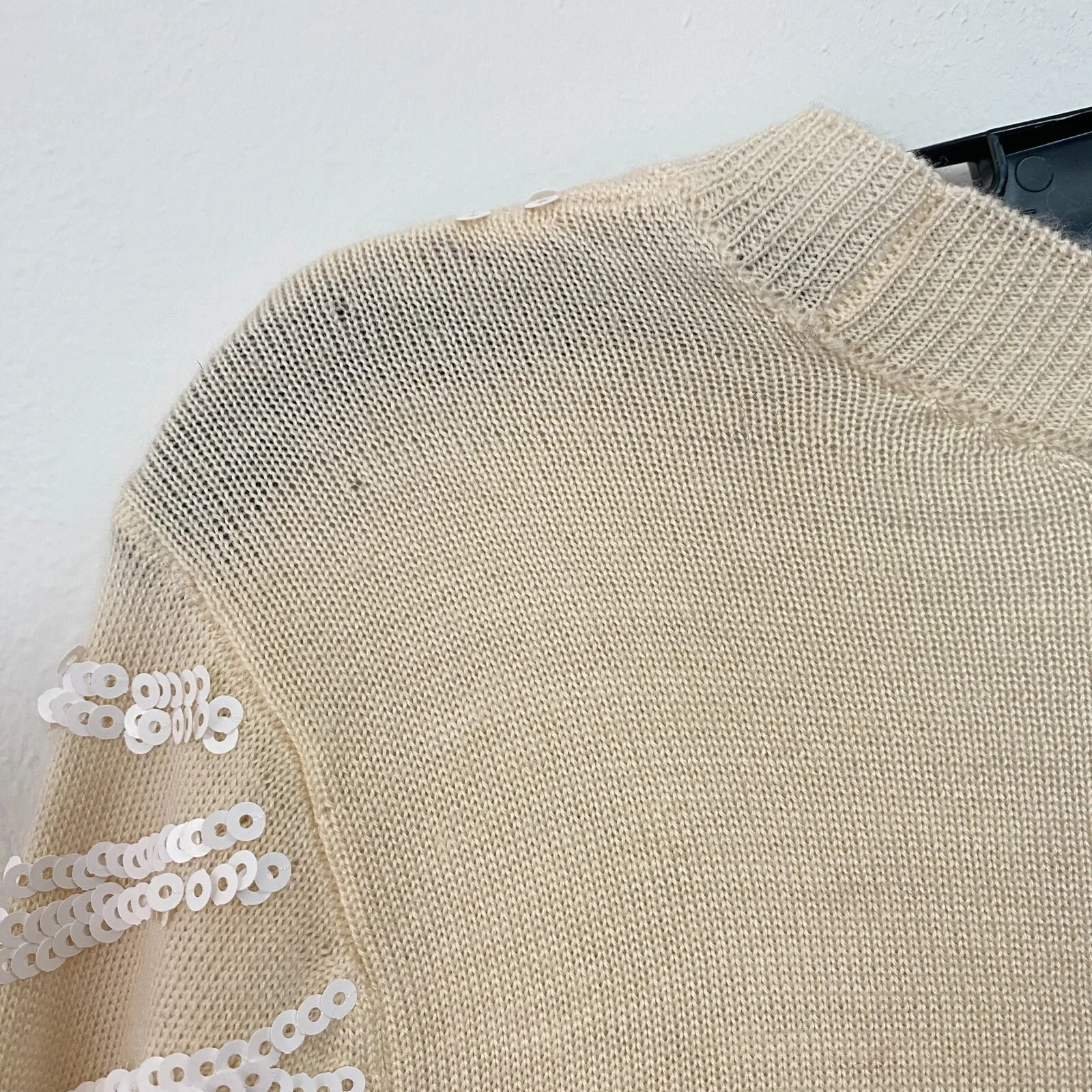 Calvin Klein Women's Pullover Medium Wool Blend Long Sleeve Sequins Y2K Biege - Image 8