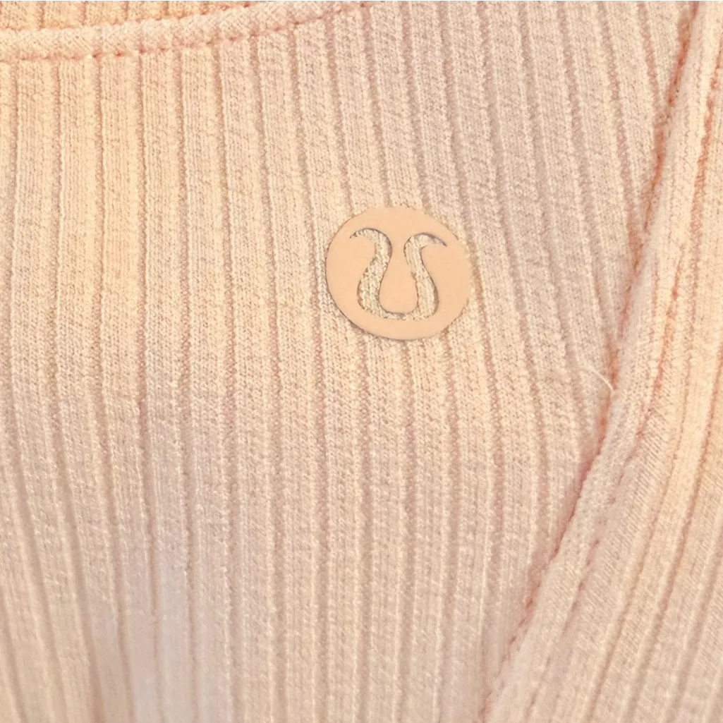 Retired Lululemon Ribbed Softstreme High Rise Short 2” Peach Bellini NWT Rare - Image 10