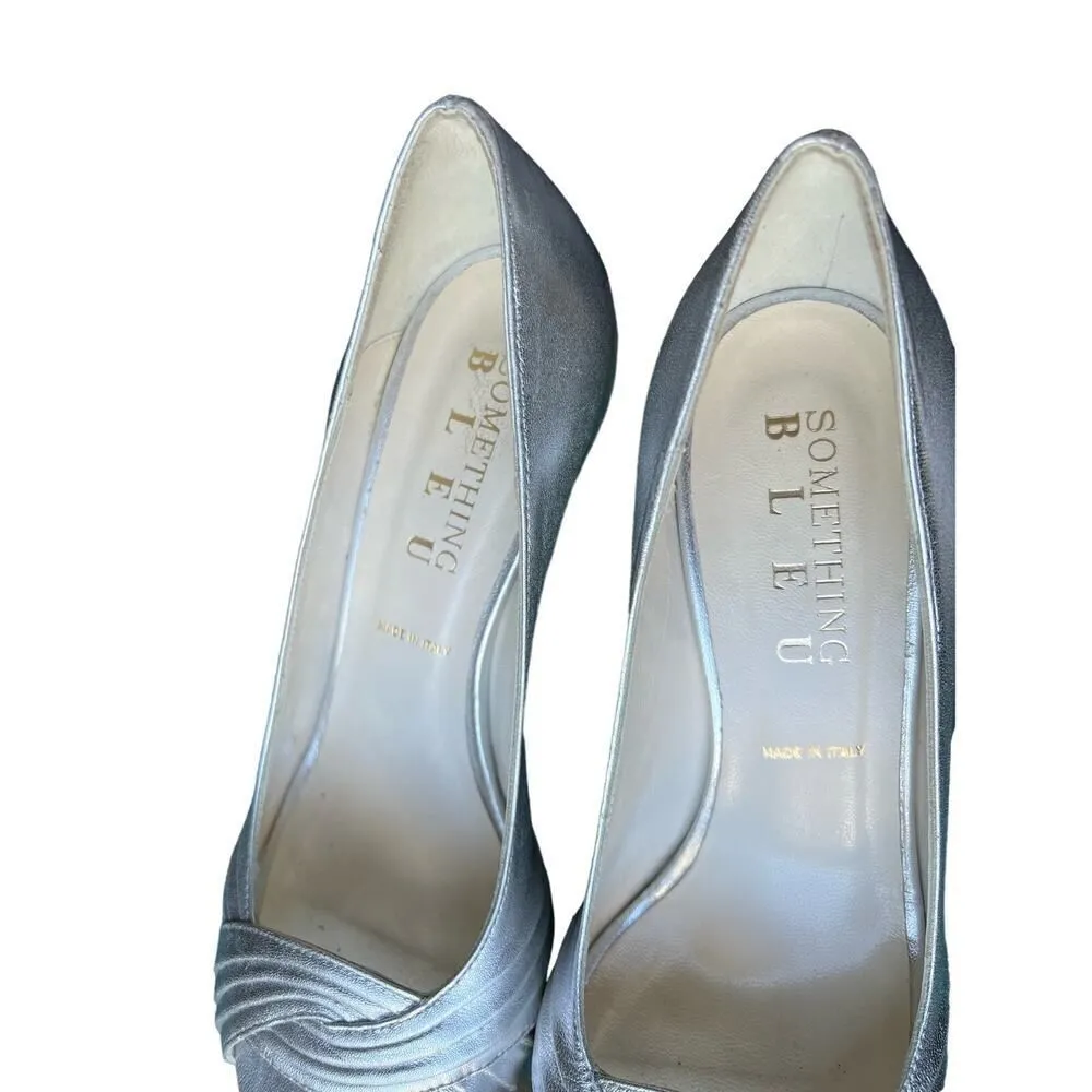 SOMETHING BLEU SILVER HEELS SIZE 7 - Image 3