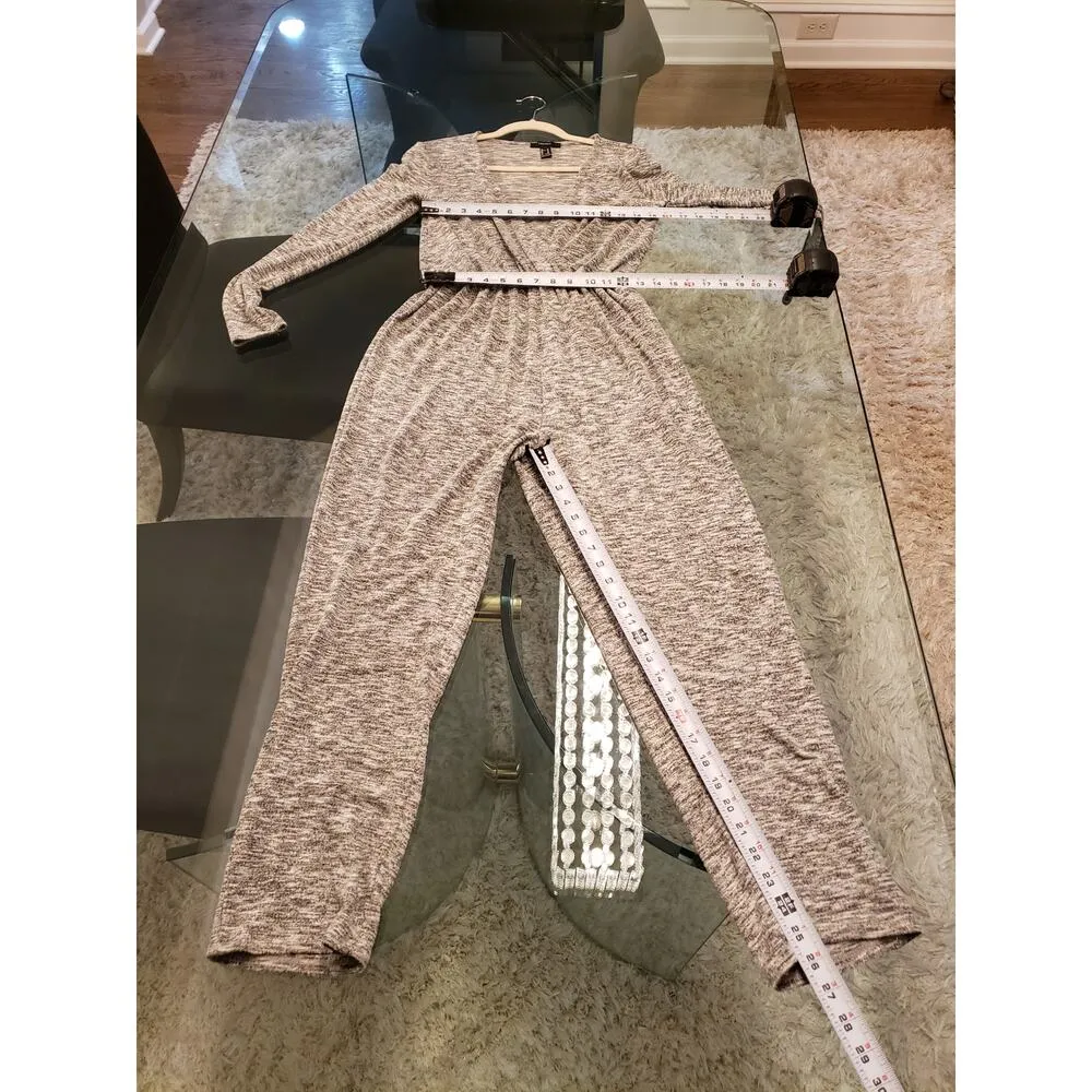 Forever 21 Women’s Gray Long Sleeve Jumpsuit Size M Rayon Blend V-Neck - Image 8