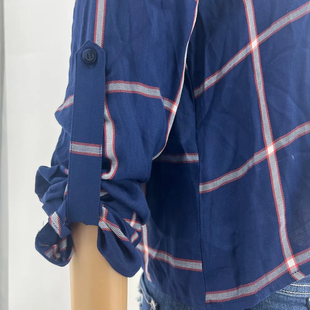 BCBGeneration MEDIUM Navy Blue Long Roll Tab Sleeve Plaid Knot Tie Crop Top - Image 5