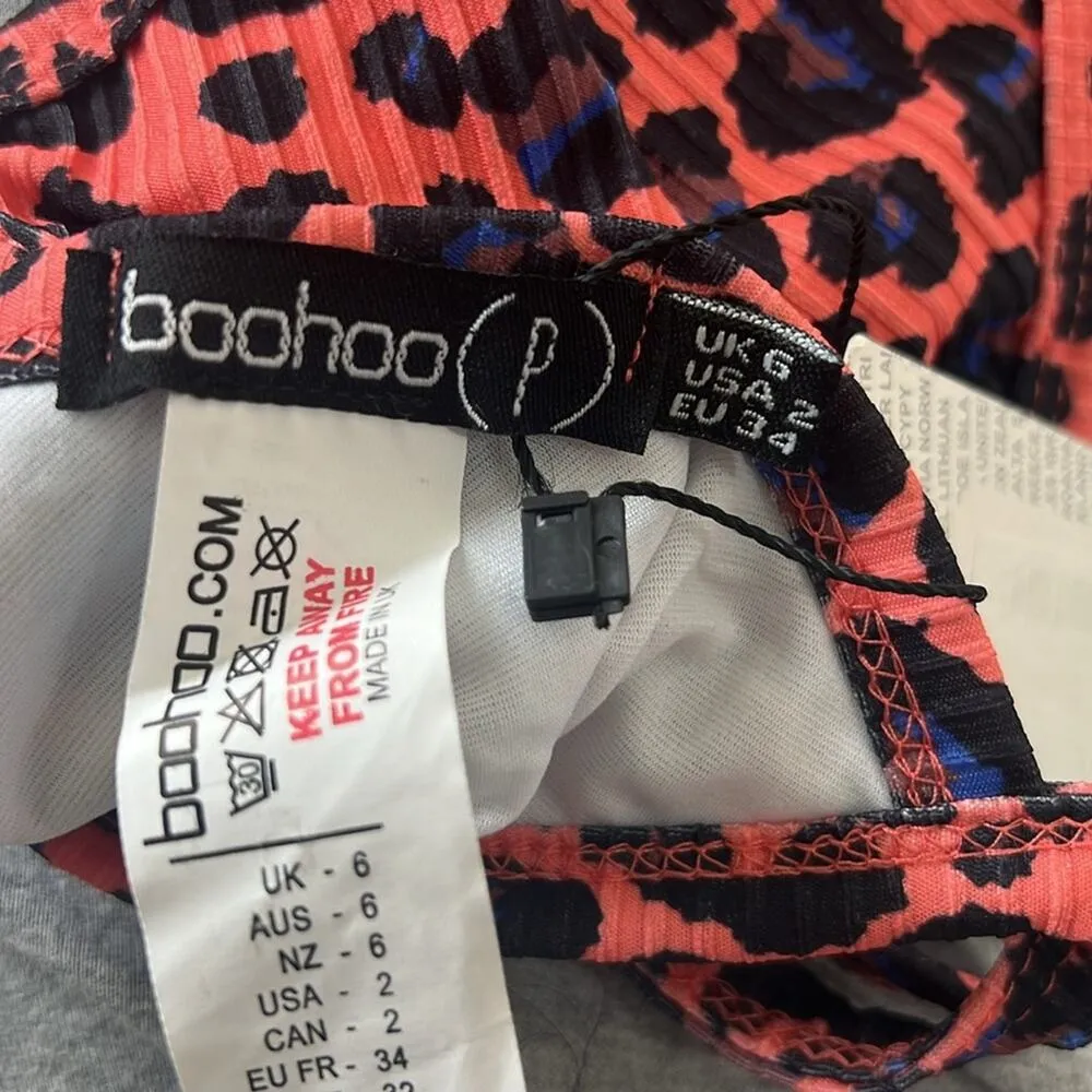 NWT Boohoo Triangle Bikini Top Womens 2 Coral Leopard Print Halter Bimbocore - Image 6
