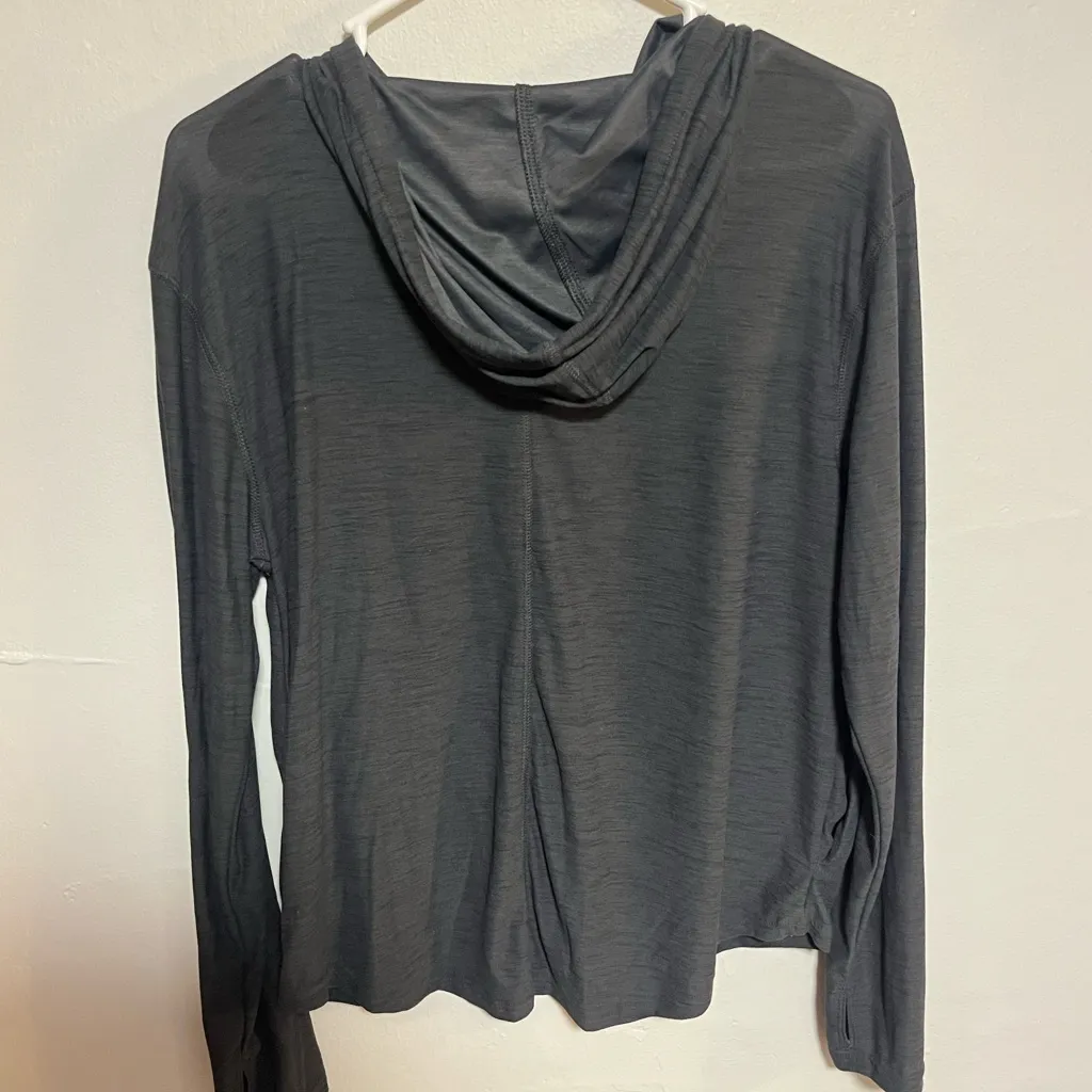 Old Navy Black Relaxed Long Sleeve Sweatshirt - Image 6