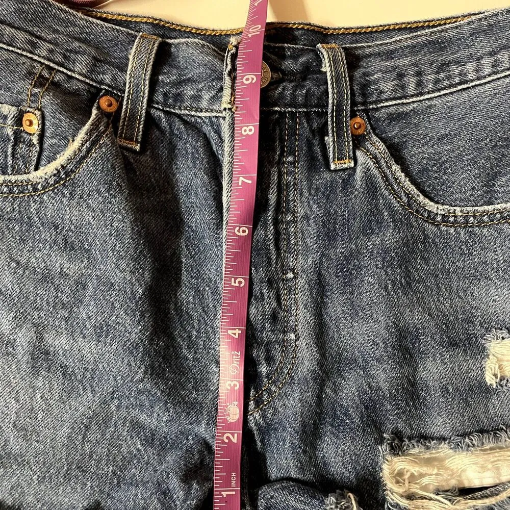Levi's 501 Dark Medium Wash Blue Distressed Denim Cut-Off Shorts EUC Size 25 - Image 6
