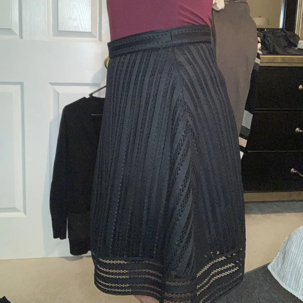 J. Crew Black cutout‎ Mini Skirt size 6 - Image 4