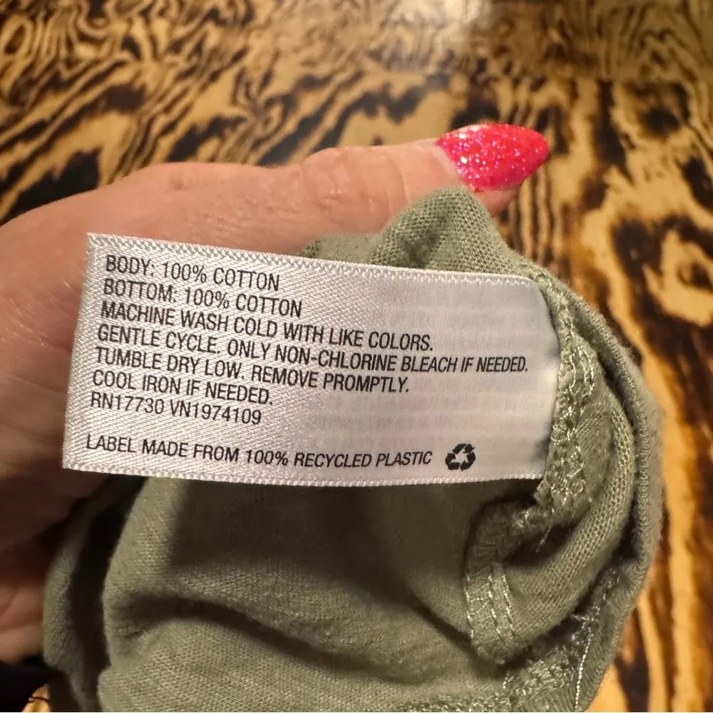 Universal Threads Universal Thread Olive Green Boxy Polo Blouse - Image 7