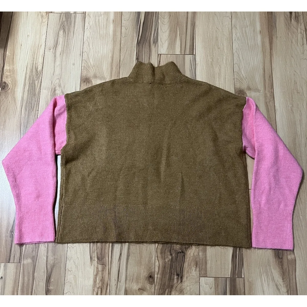 Women's Brown & Pink Color Block Knit Relaxed Fit Crop Sweater Med Patch Pocket - Image 7