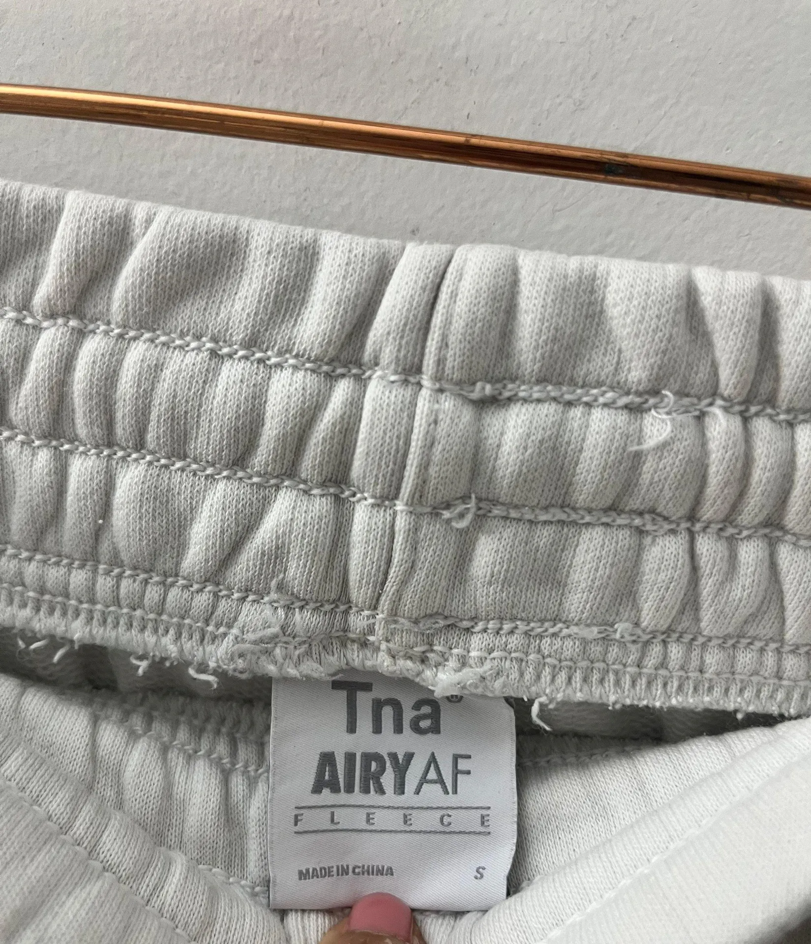 Aritzia TNA Fleece Joggers Light Gray - Image 4