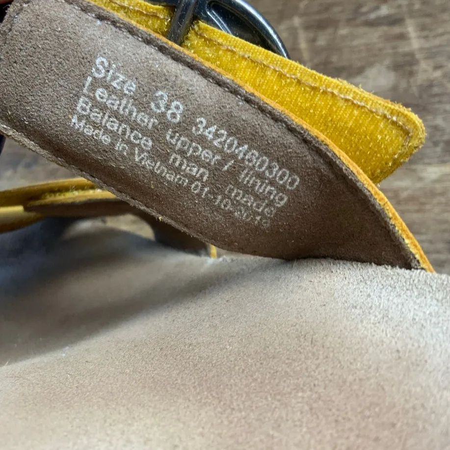 Dansko Susie $229.95 | Mango Milled Nubuck size‎ 38 - Image 7