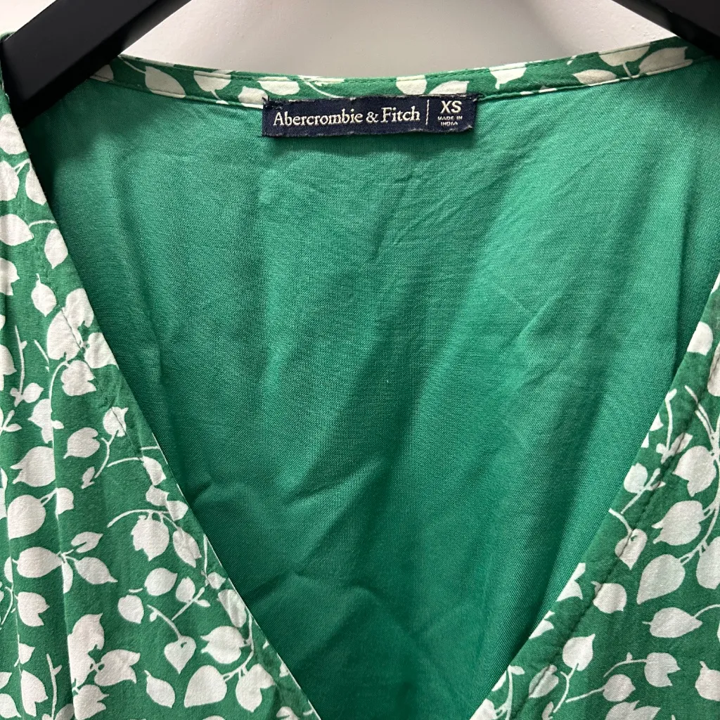 Green Floral Abercrombie Wrap Dress - Image 4