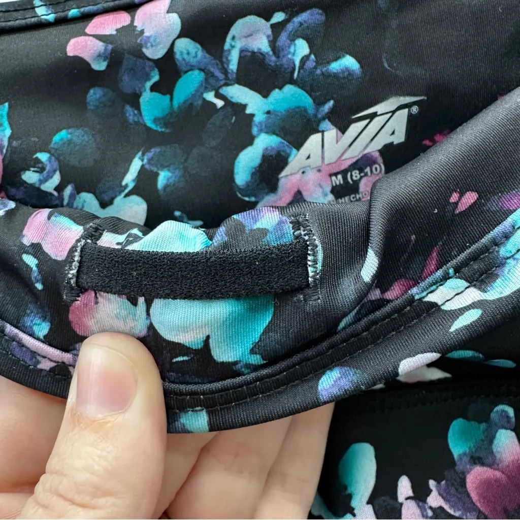 Floral athletic capri with side pockets women's medium 8 10‎ - Image 7