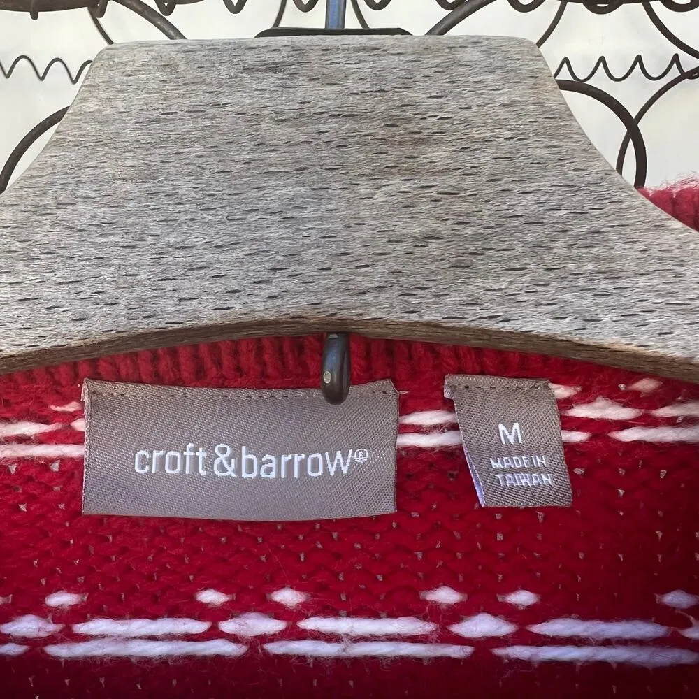 Croft & Borrow Fair Isle Frog Toggle Red Snowflake Winter Christmas Cardigan MED - Image 5