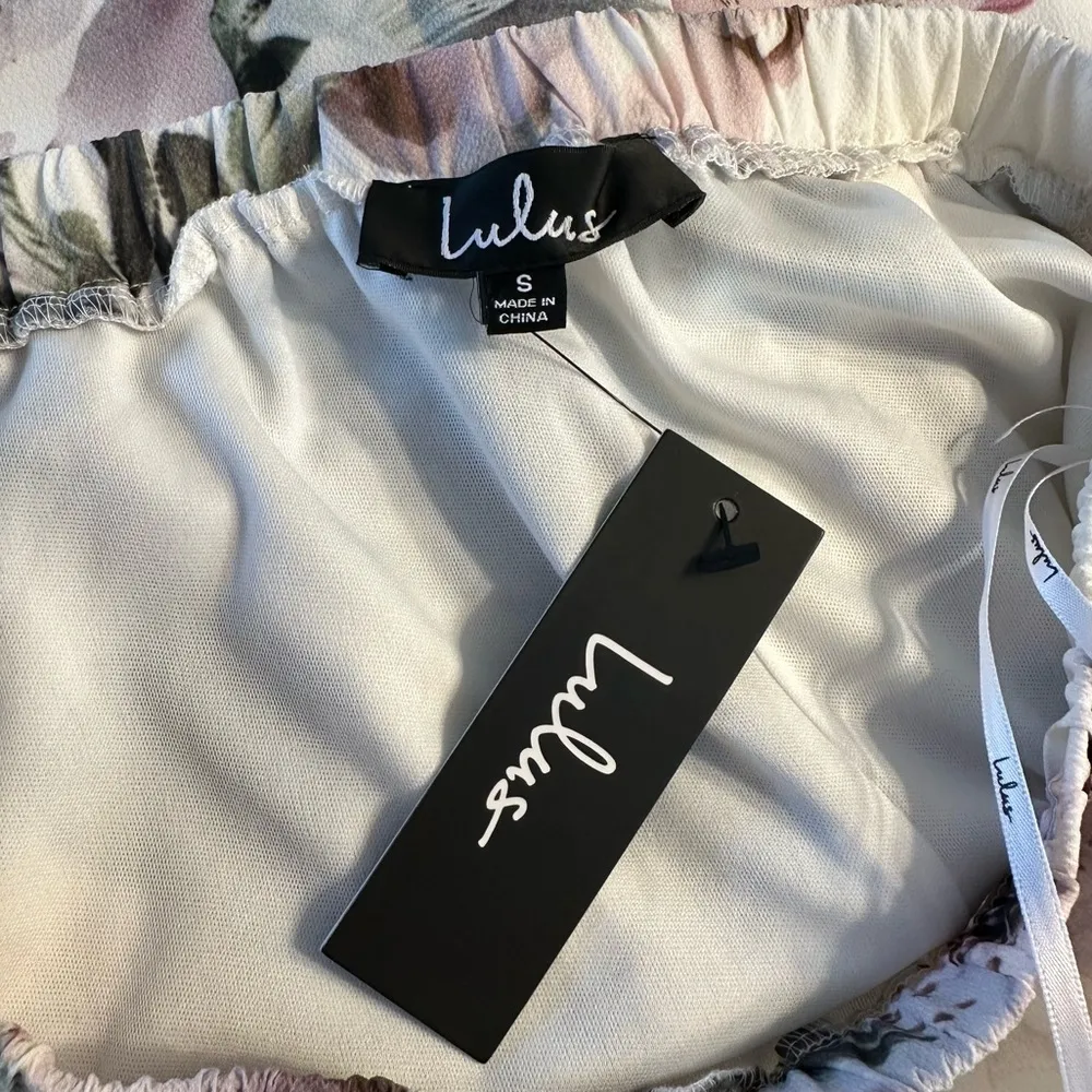 Lulu’s Dream of You Ivory Floral Print Off-the-Shoulder Shift Dress size S NWT - Image 10