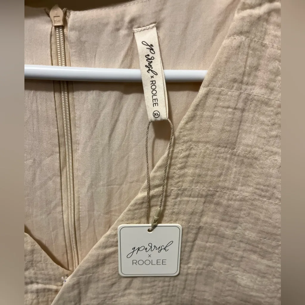 NWT Rollee boutique jumpsuit sz XL‎ Tan - Image 2