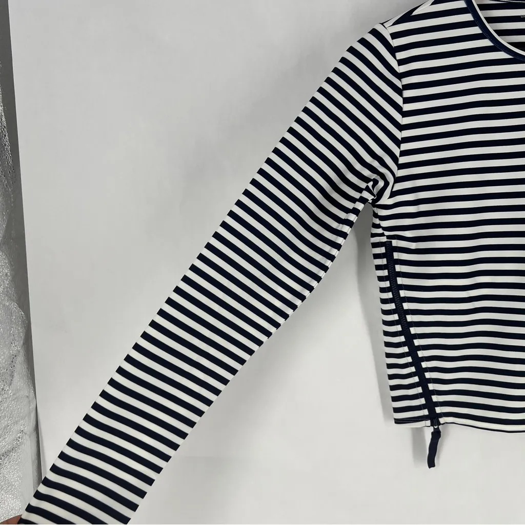 Coolibar Bayfront Rash Guard Bra Top Long Sleeve Zipper Sides Striped NWT Size M Blue Size M - Image 5