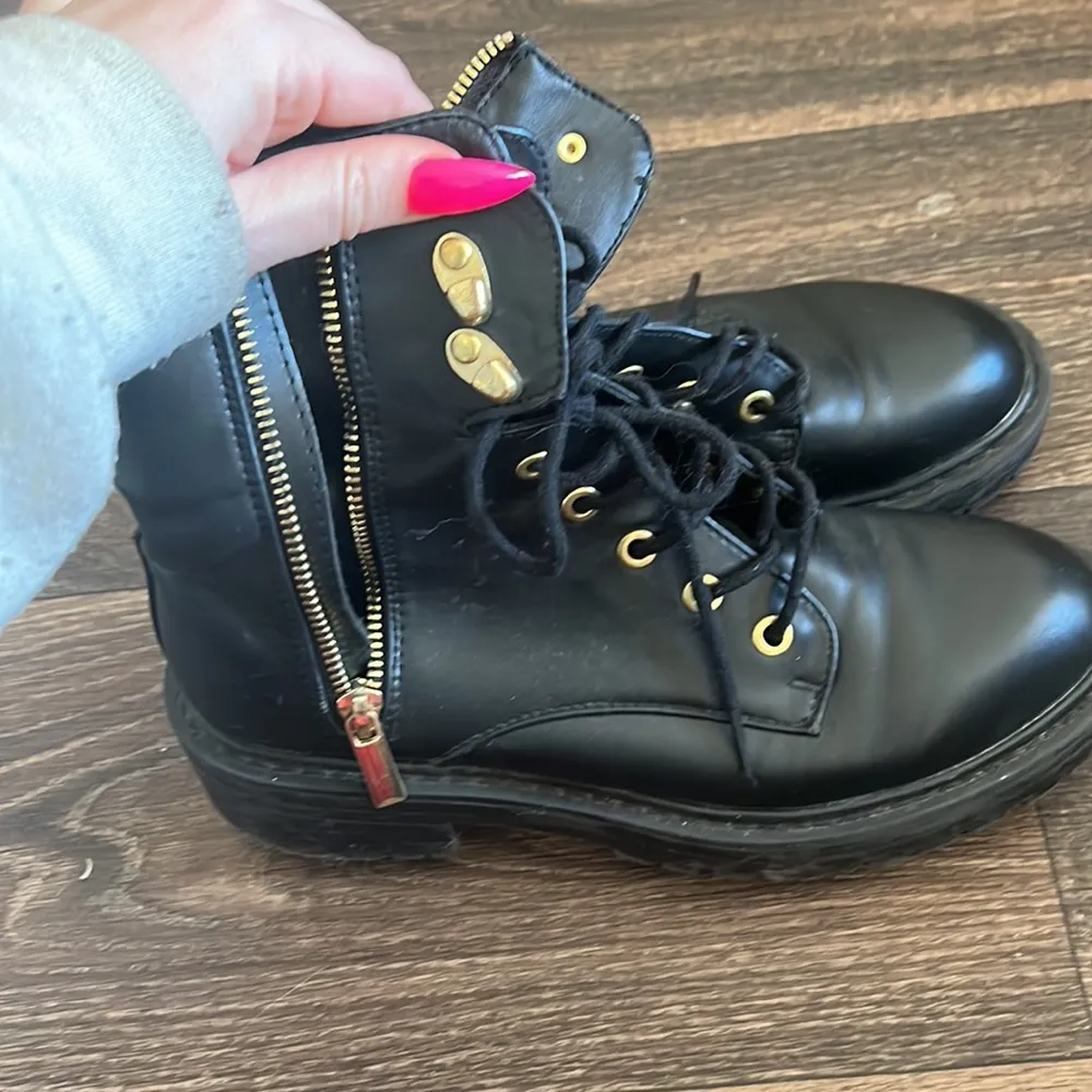 Lace Up Black Boots - Image 3