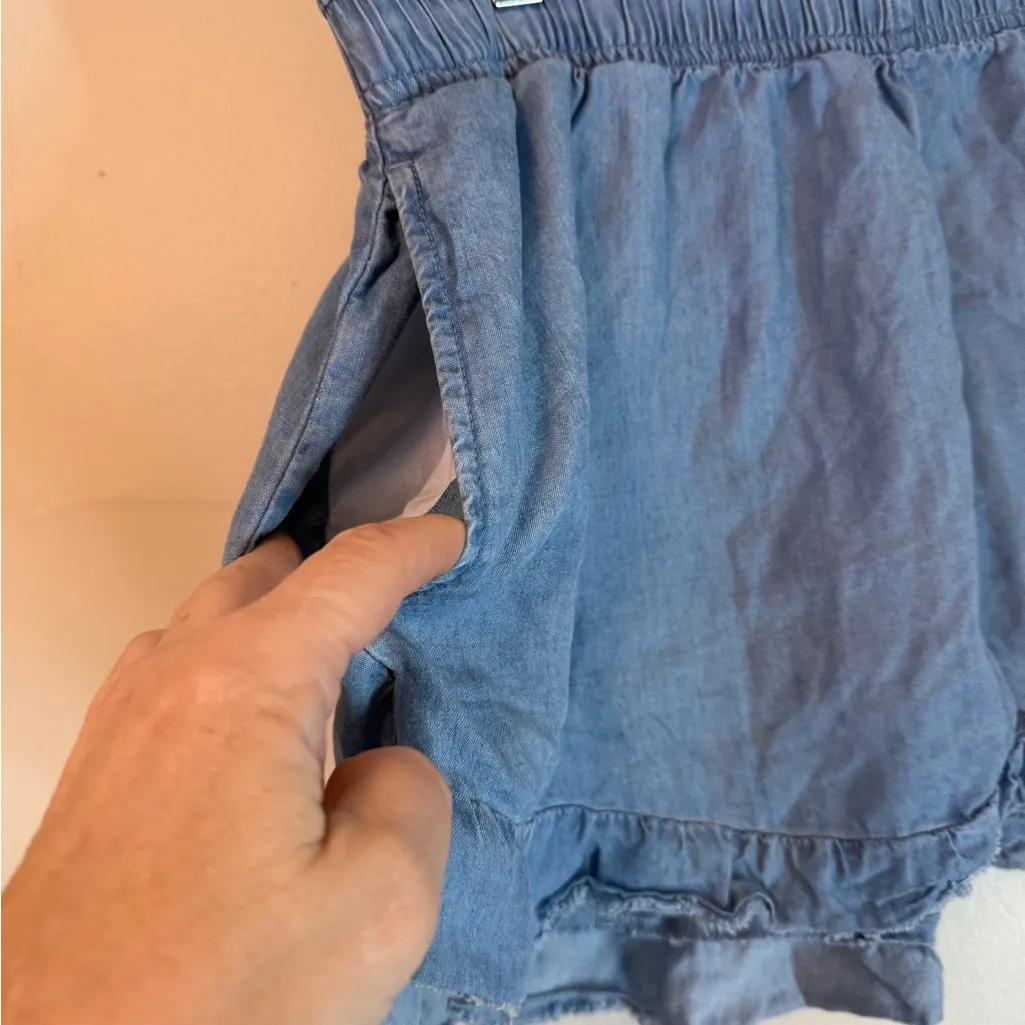Aerie High Waisted Linen Ruffle Shorts Denim Chambray Size L Pockets - Image 4