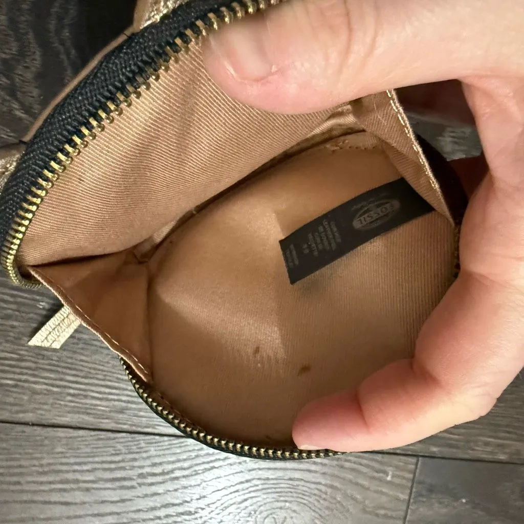 Fossil Fox Keychain Wristlet Zip Around - Image 5