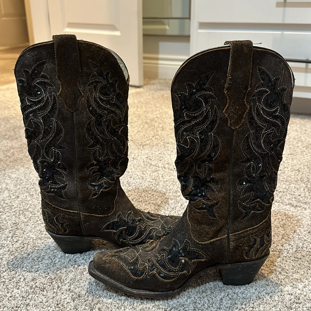 Corral  Brown and Black Embroidered Cowgirl Boots - Image 4