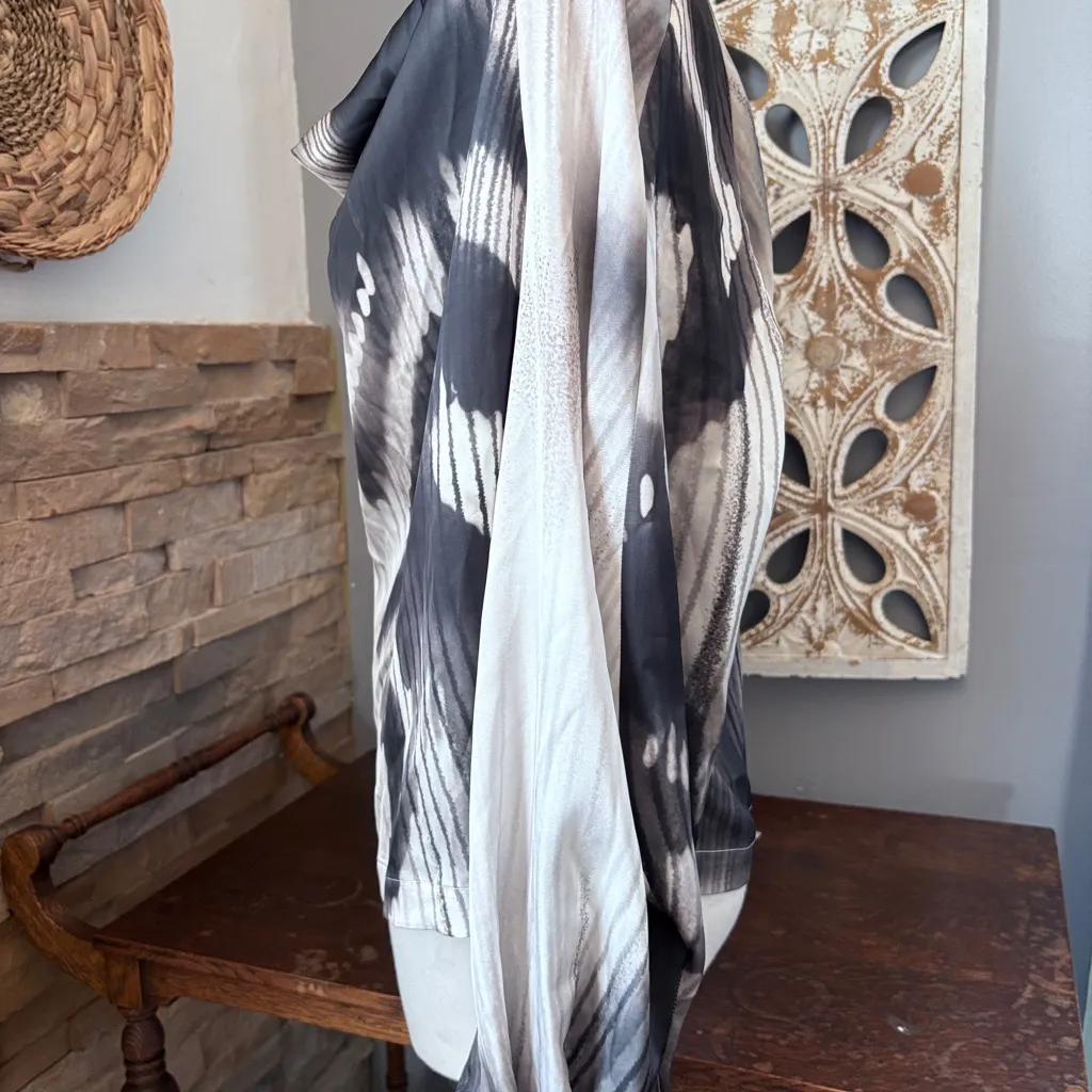 Elegant Black and White draped Women's Blouse Size L - Image 2