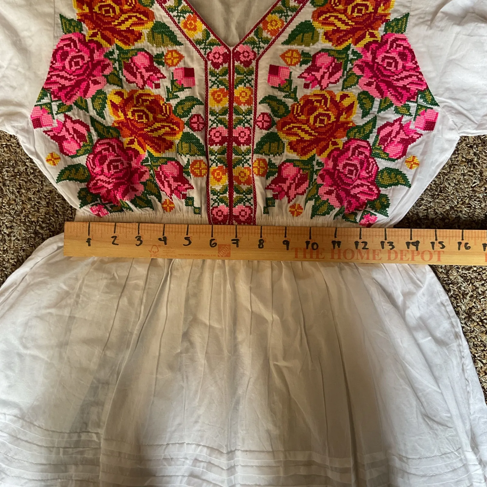 Mexican Embroidered Floral Dress White Cotton Size M Artesanal Boho Chic Fiesta - Image 9