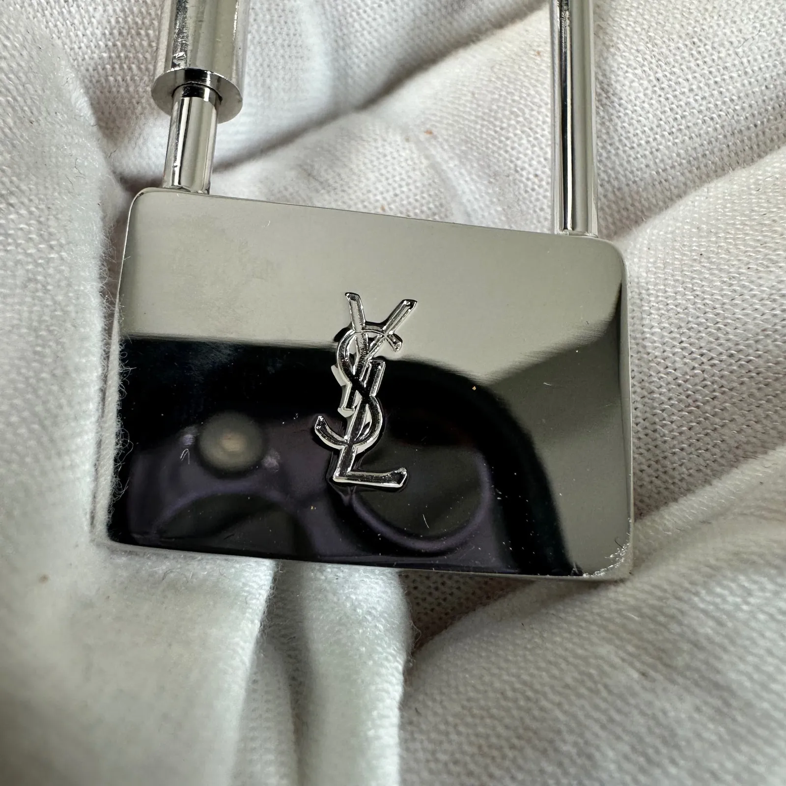 YSL Vintage  Padlock Bag Charm Key Ring Silver Greek Key w/ Box - Image 7