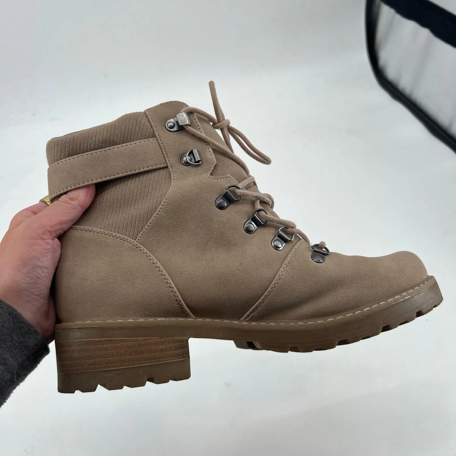 Universal Thread Taupe Combat kelly Boots lace up lug sole neutral shoe size 11 - Image 5