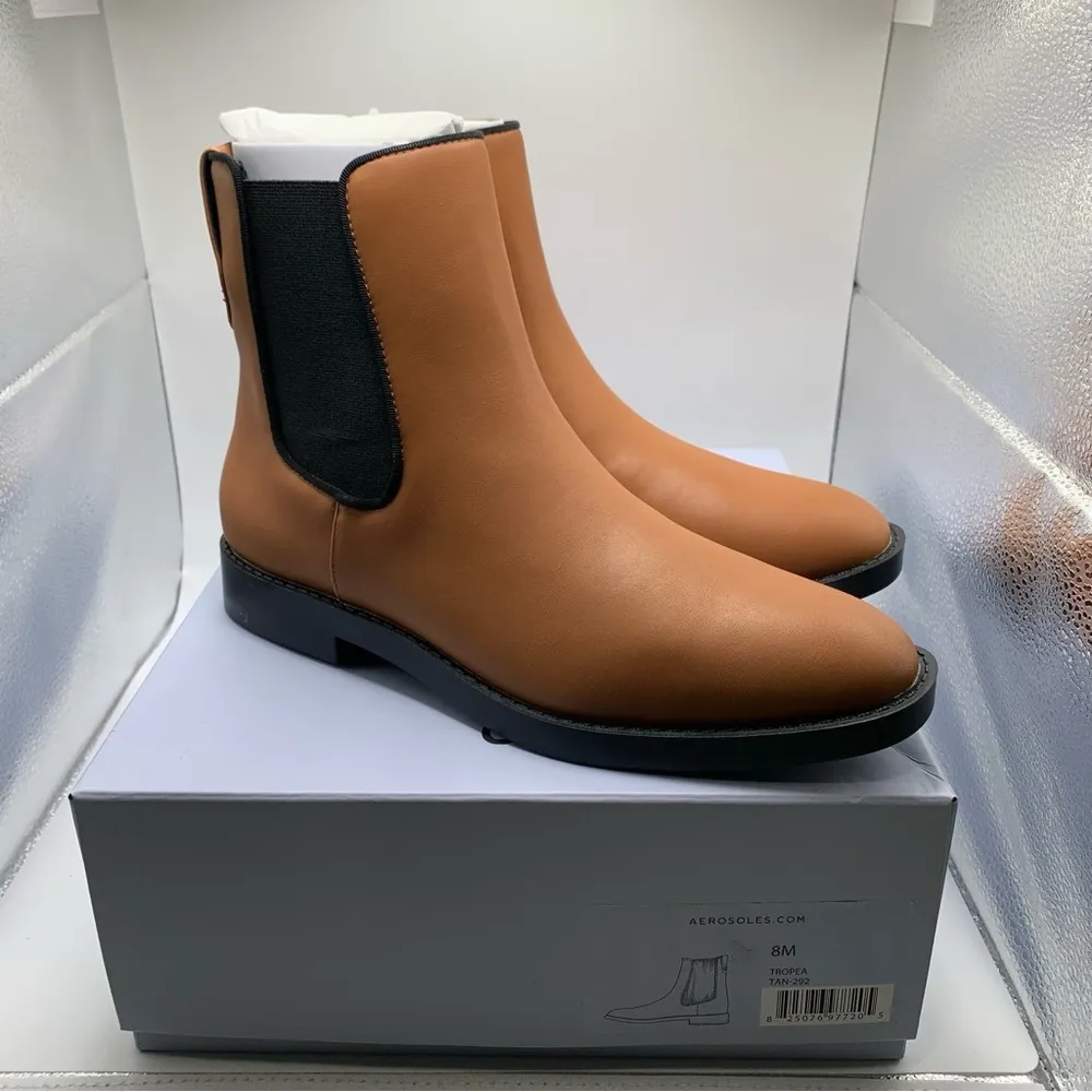 NWB Aerosoles Women's Tropea Chelsea Boot size 8 brown ankle bootie - Image 2