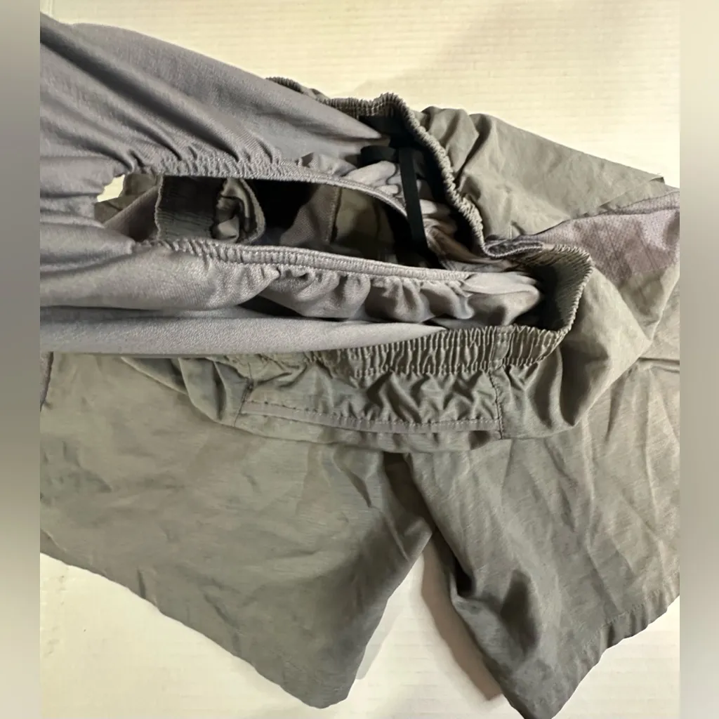 Nike‎ Dri-Fit Gray Workout Running Short with Inner Panty Women Size Small - Image 9