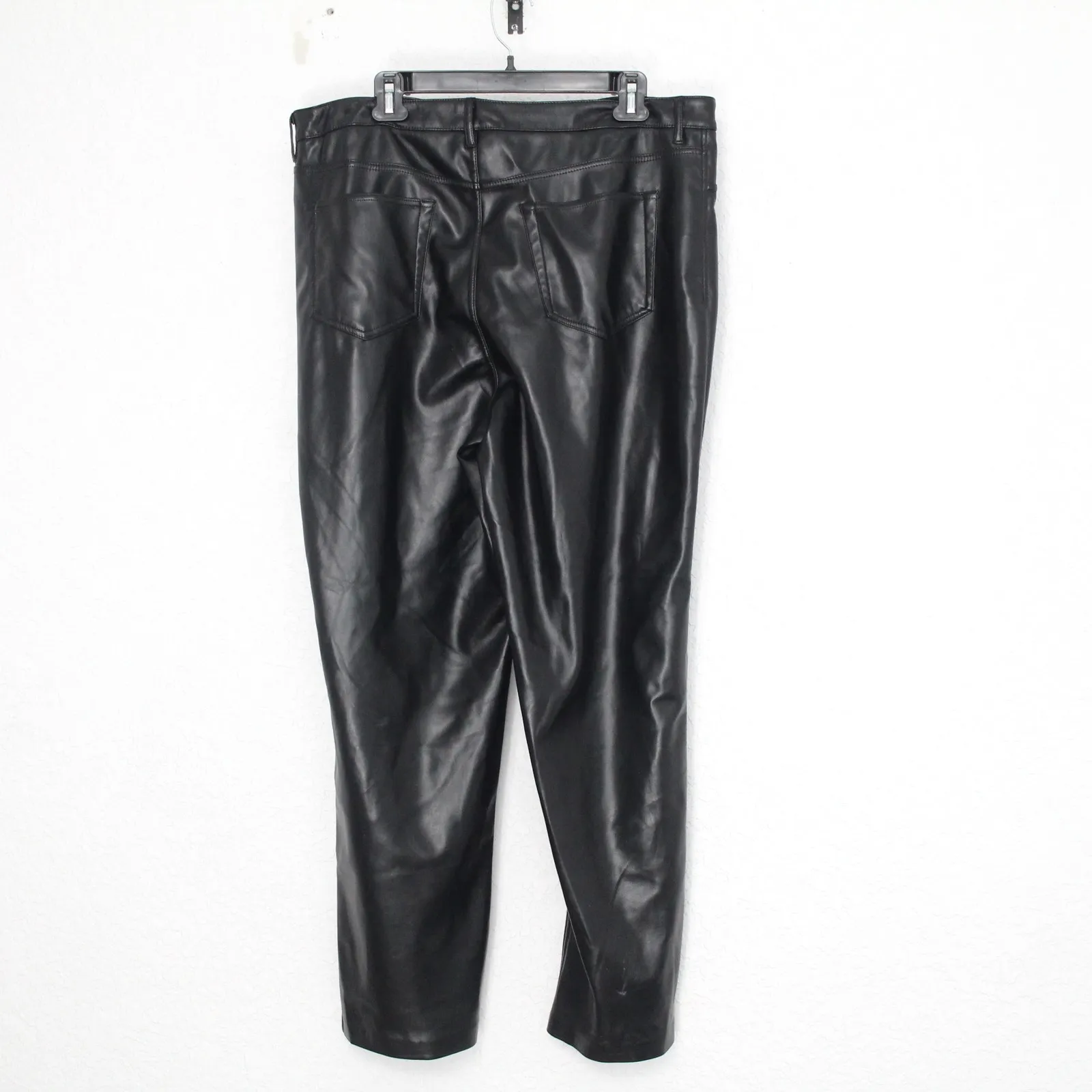 Joie Women's Black Vegan Faux Leather Pants Size 18 NWOT - Image 3