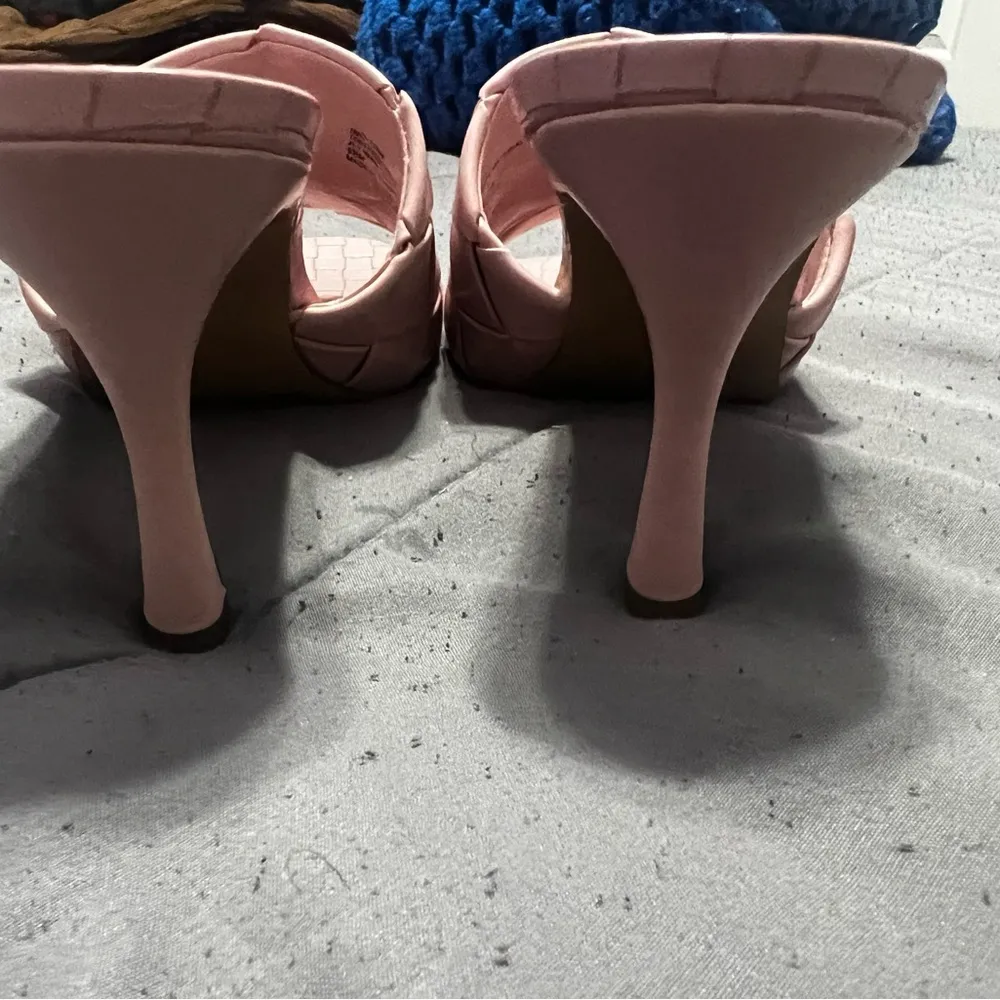 INC Liah Square Toe Women's Pink Woven Heeled Sandals size 9.5 - Image 4