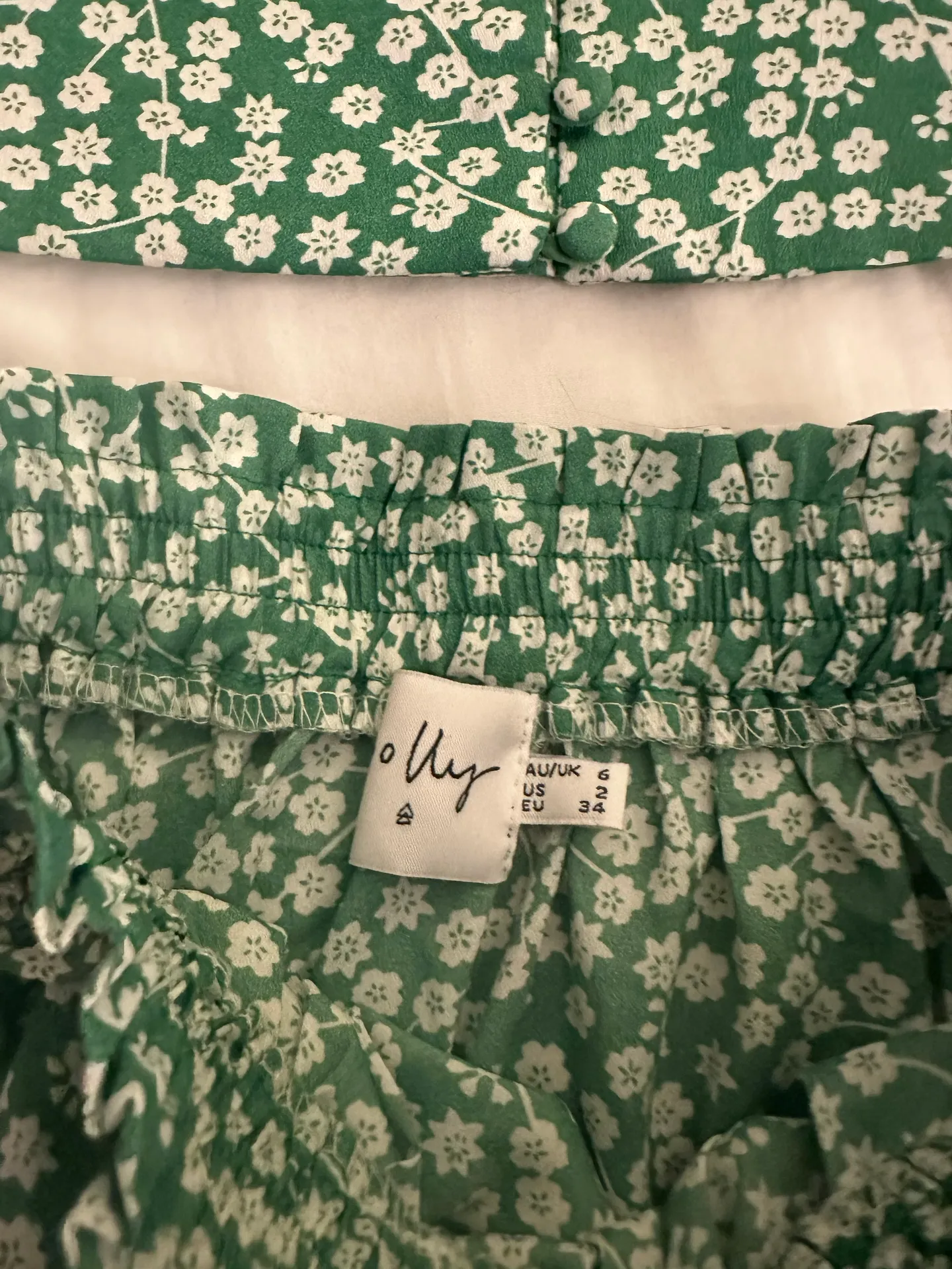 Two Piece Set - Image 2