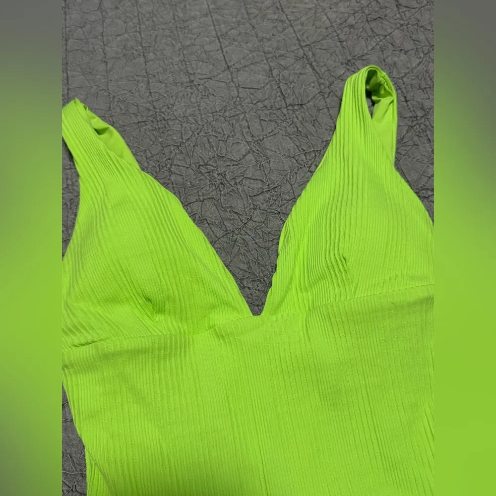 L*space swim Katniss 1 pc Cia One Piece Swimsuit Ribbed Neon Vibrant Green NEW - Image 2
