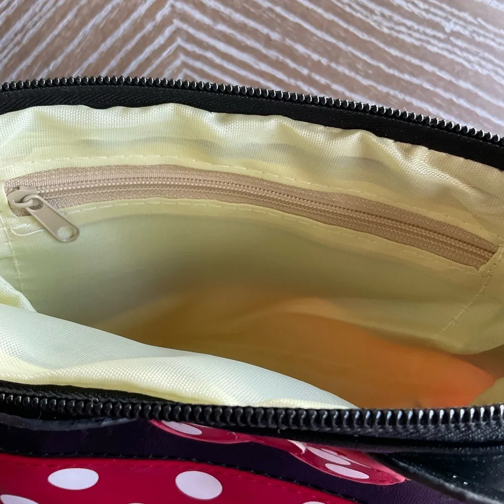 Minnie Mouse Polka Dot Wristlet Pouch Red - Image 8