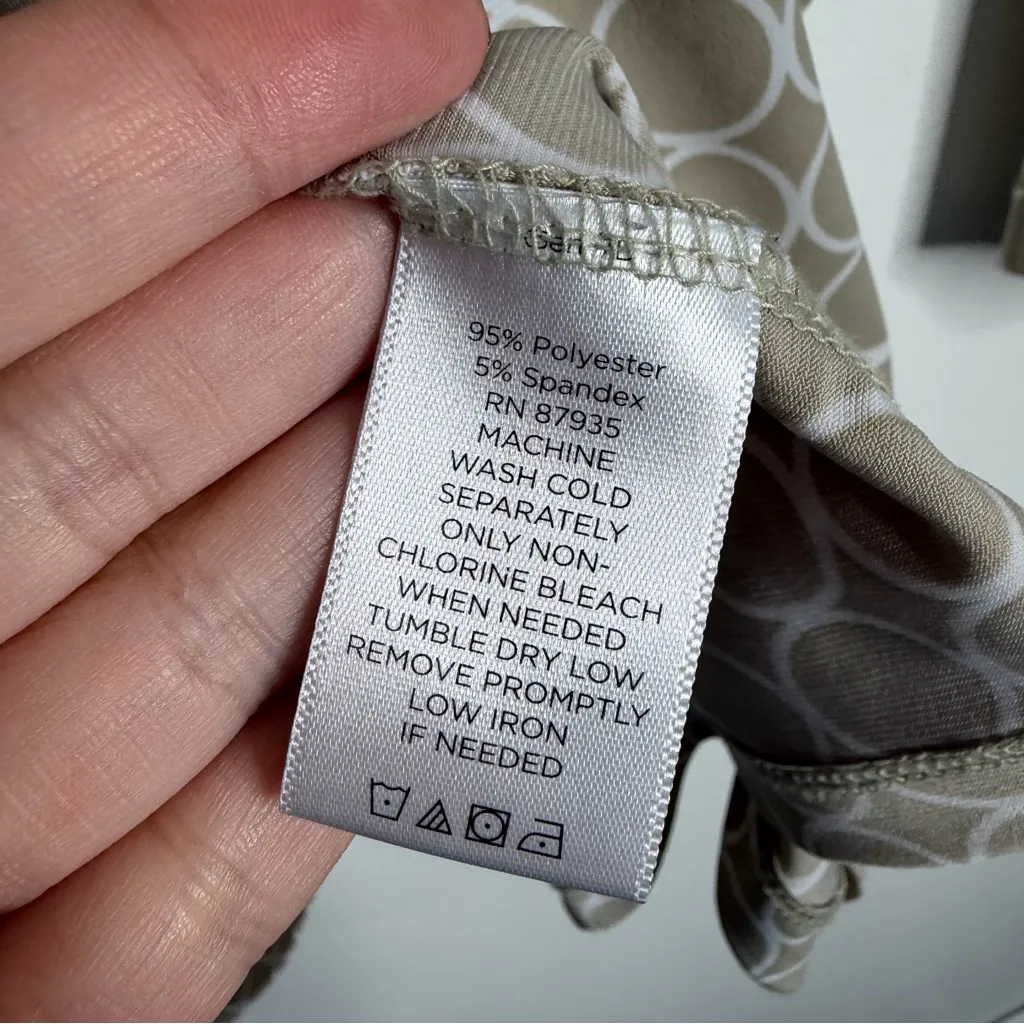 Susan Graver Henley Polo Shirt Circle Pattern Cream White Stretch Size XL - Image 4