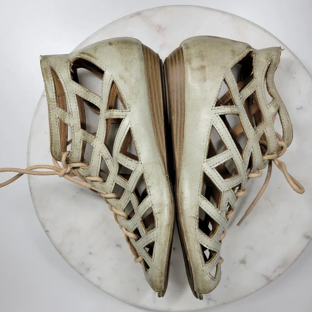 MIA Botticelli Sandals Womens 7.5 Green Leather Cutout Lace Up Strappy Gladiator - Image 9