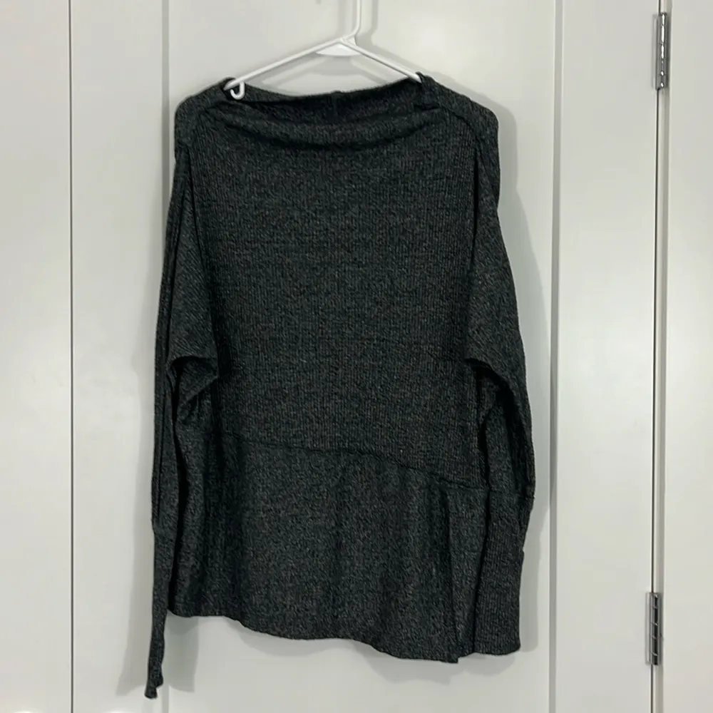 Free People We the Free XS Gray Cowl Boat Neck Long Sleeve Sweater - Image 4