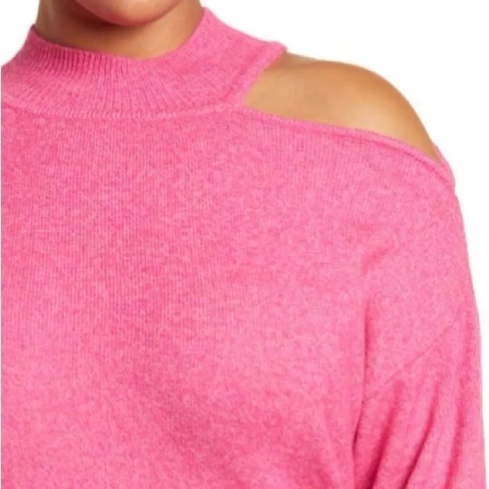 Mock Neck Shoulder Cutout Top‎ - Image 5