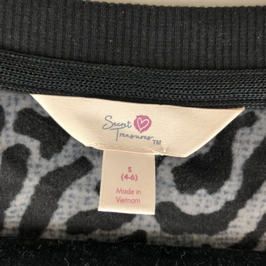 Secret Treasures Womens Sweatshirt Sleep Shirt Velour Soft Animal Print Gray S - Image 4