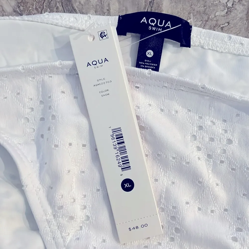 NWT AQUA Swim Eyelet Bikini Bottoms, White Size XL New w/Tag Retail $48 - Image 6