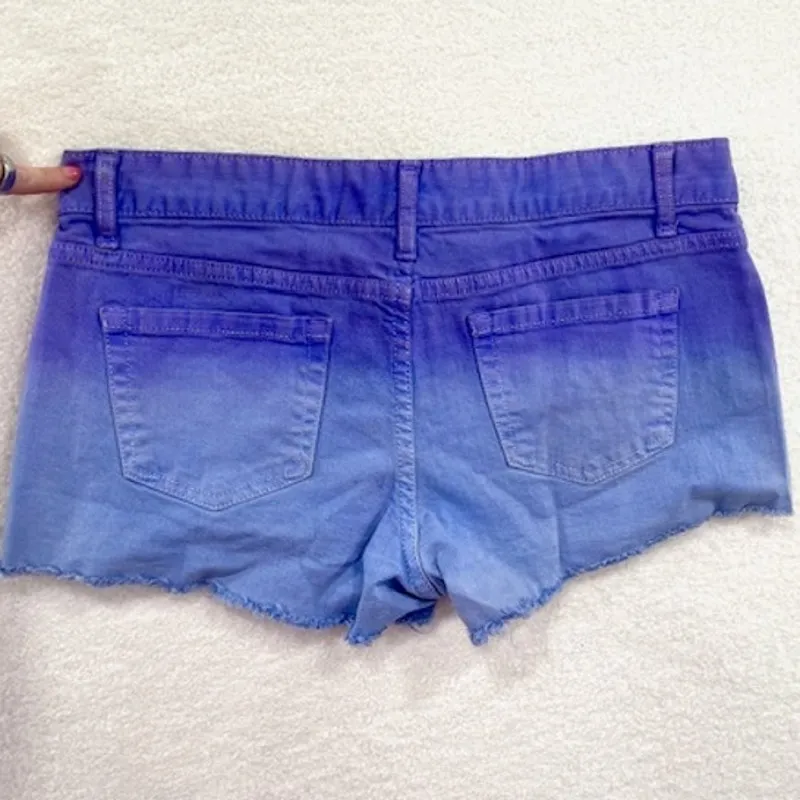 00s Vintage MOSSIMO SUPPLY CO Purple Ombre Cut Off Shorts Size undefined - Image 3