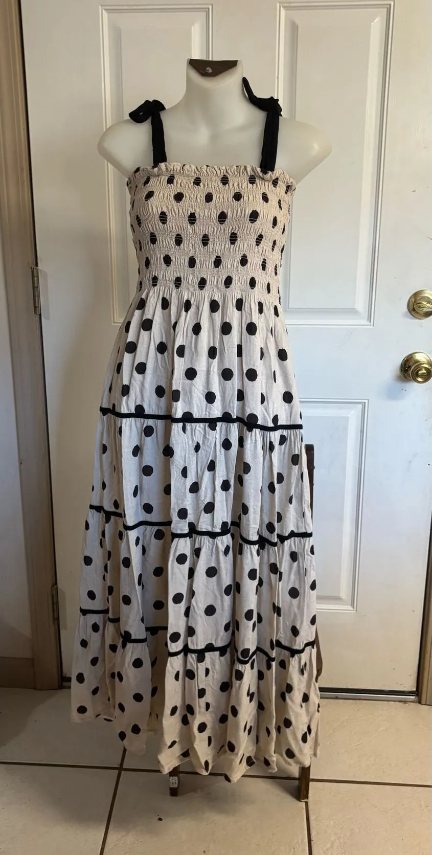 Large Aaron & Amber Beige/Black Dots Aston Smocked Bodice Midi Dress - Image 2