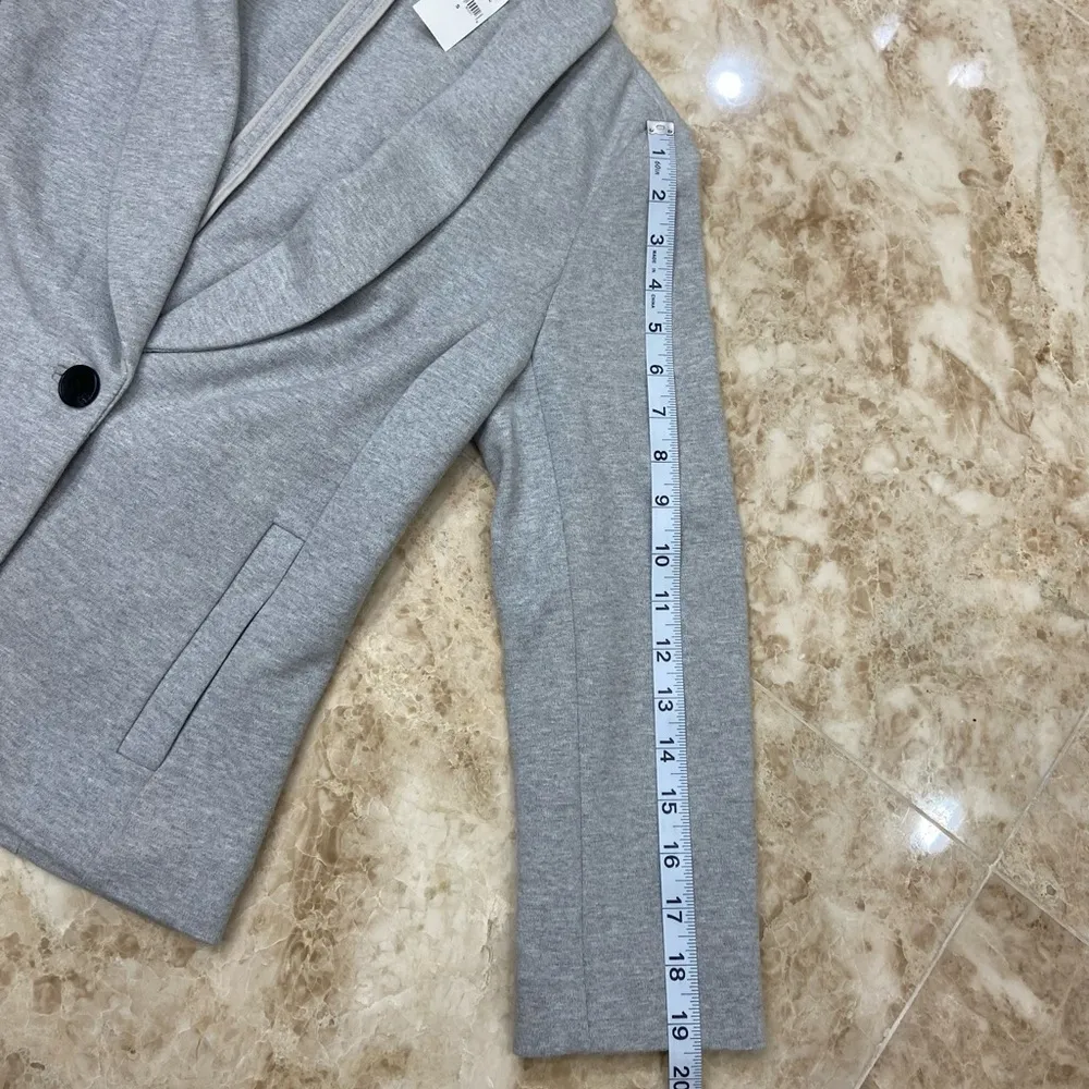 Blazer. Size Small. Grey - Image 7