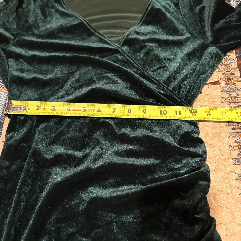 Guberry Women's Wrap V Neck Long Sleeve Velvet Bodycon ruched side Women’s M Green Size M - Image 9