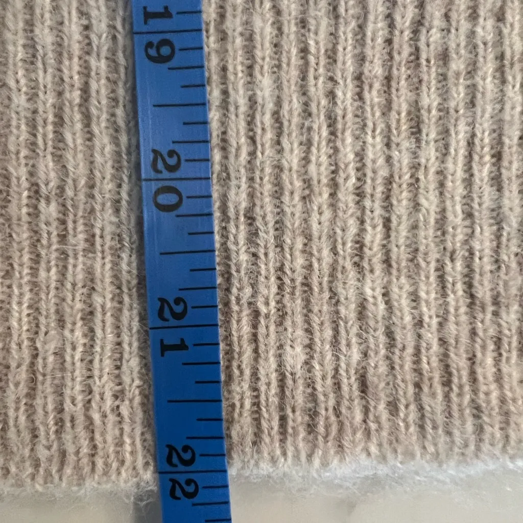 Banana Republic Mock Neck Sleeveless Sweater Wool Alpaca Blend New XS Beige - Image 4