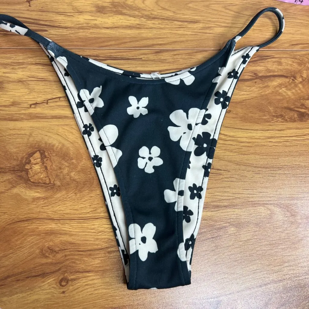 Free People x Zulu & Zephyr Black Bone String Brief Bikini Bottoms 6 Floral NWT - Image 9