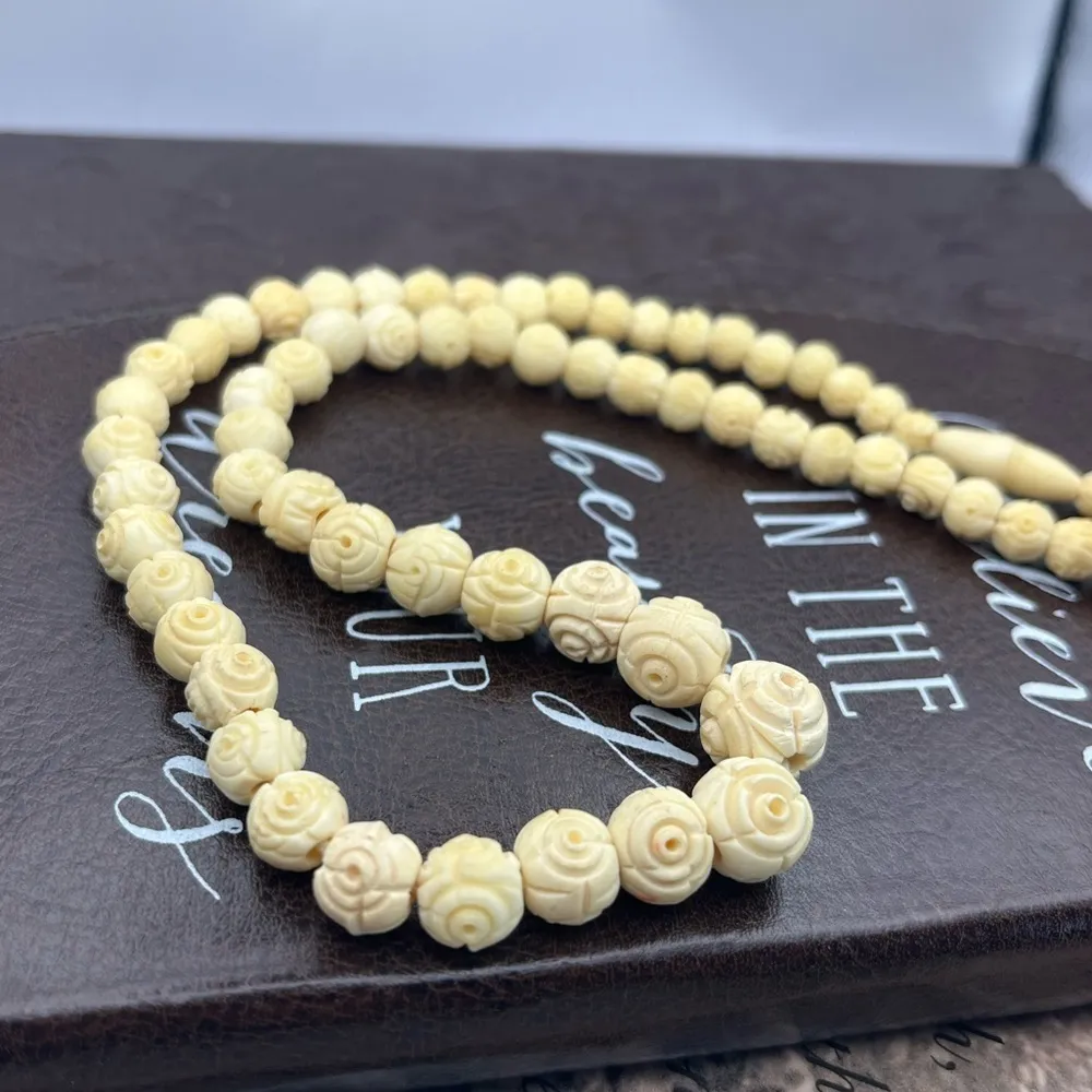 Vintage Carved Bone Bead Necklace Boho Floral 21 inch Statement Jewelry - Image 5