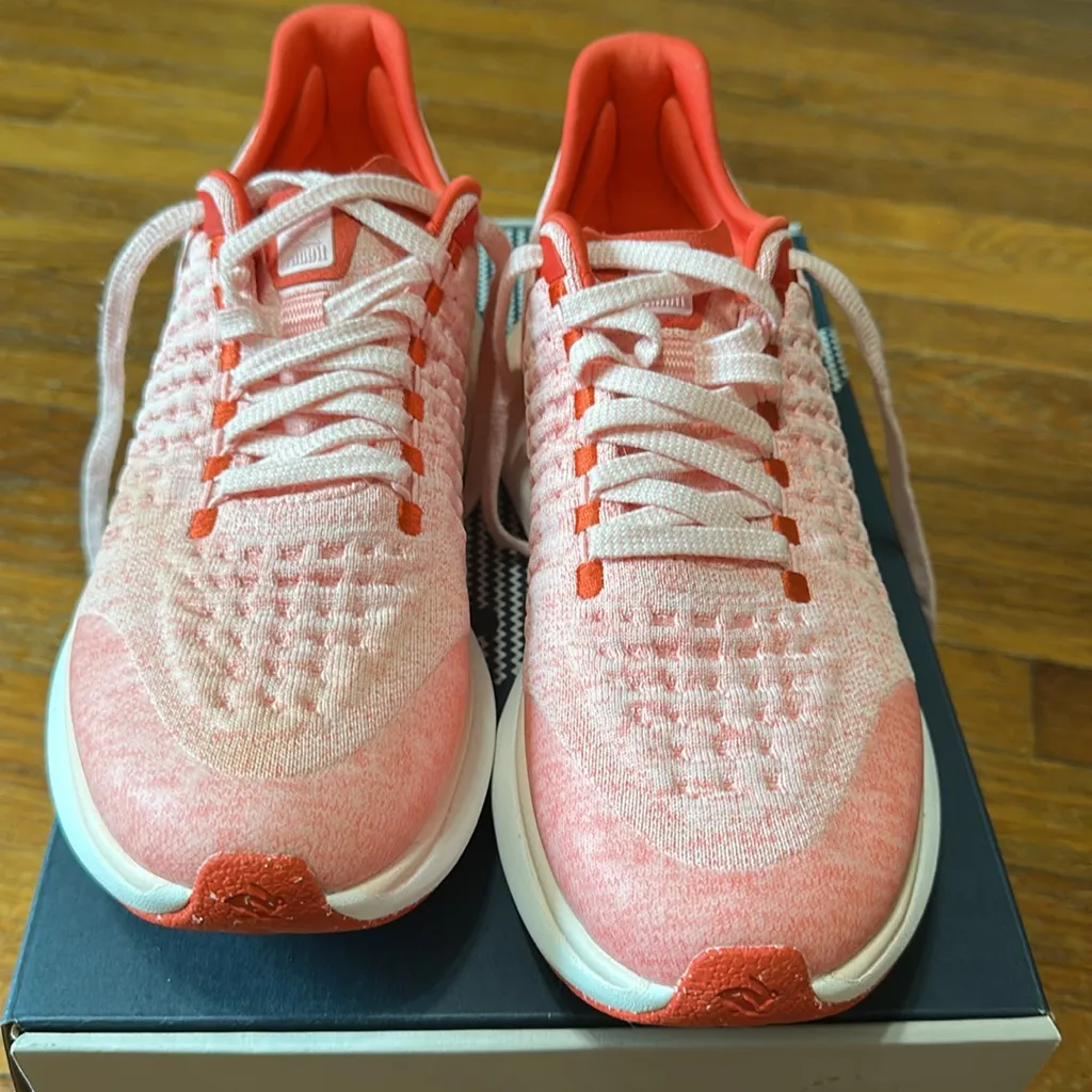 Rabbit Dream Chaser Women’s Running Shoes, Blushing Rose, Sz 9.5 Pink - Image 3