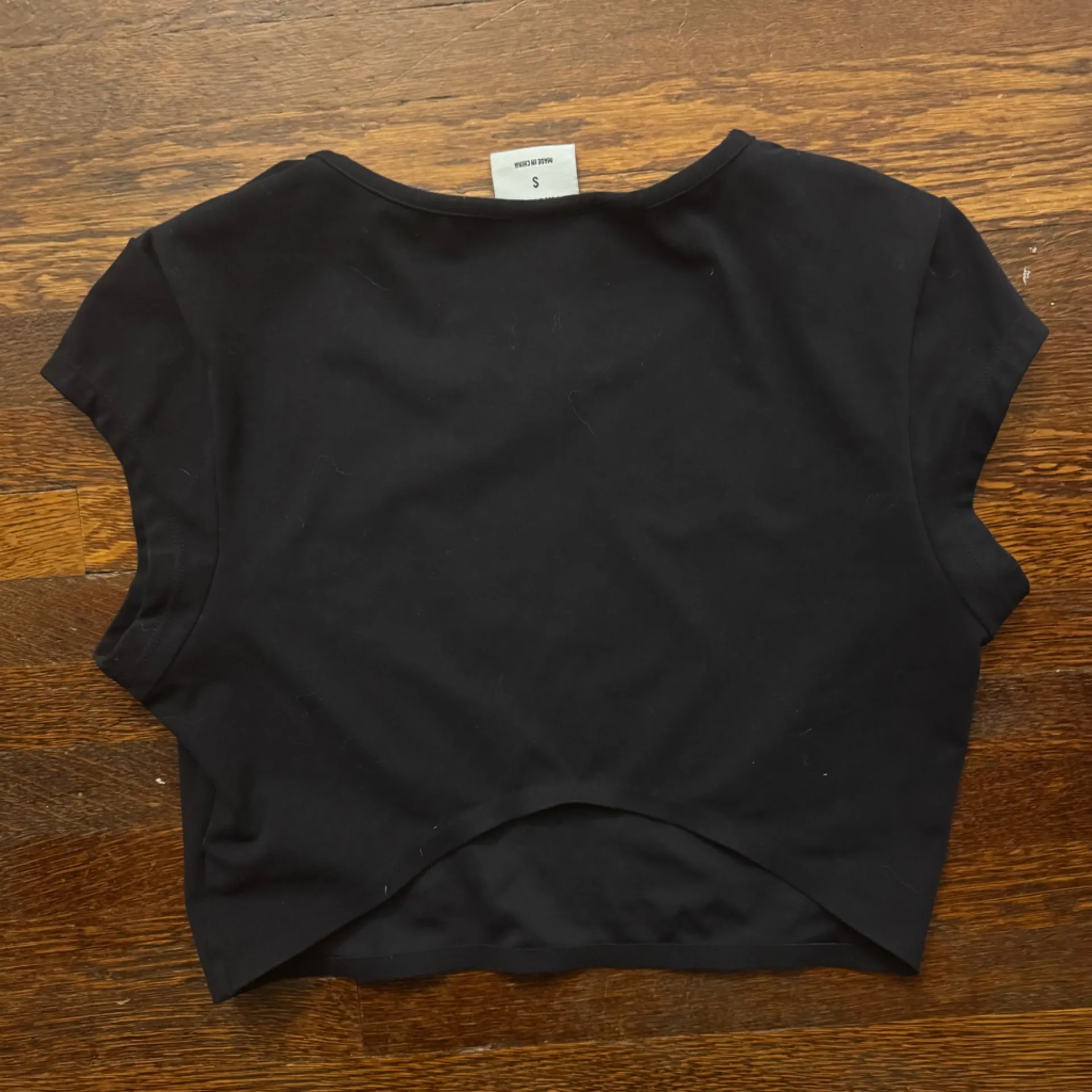 Black Gymshark Short sleeve shirt🔹 - Image 3