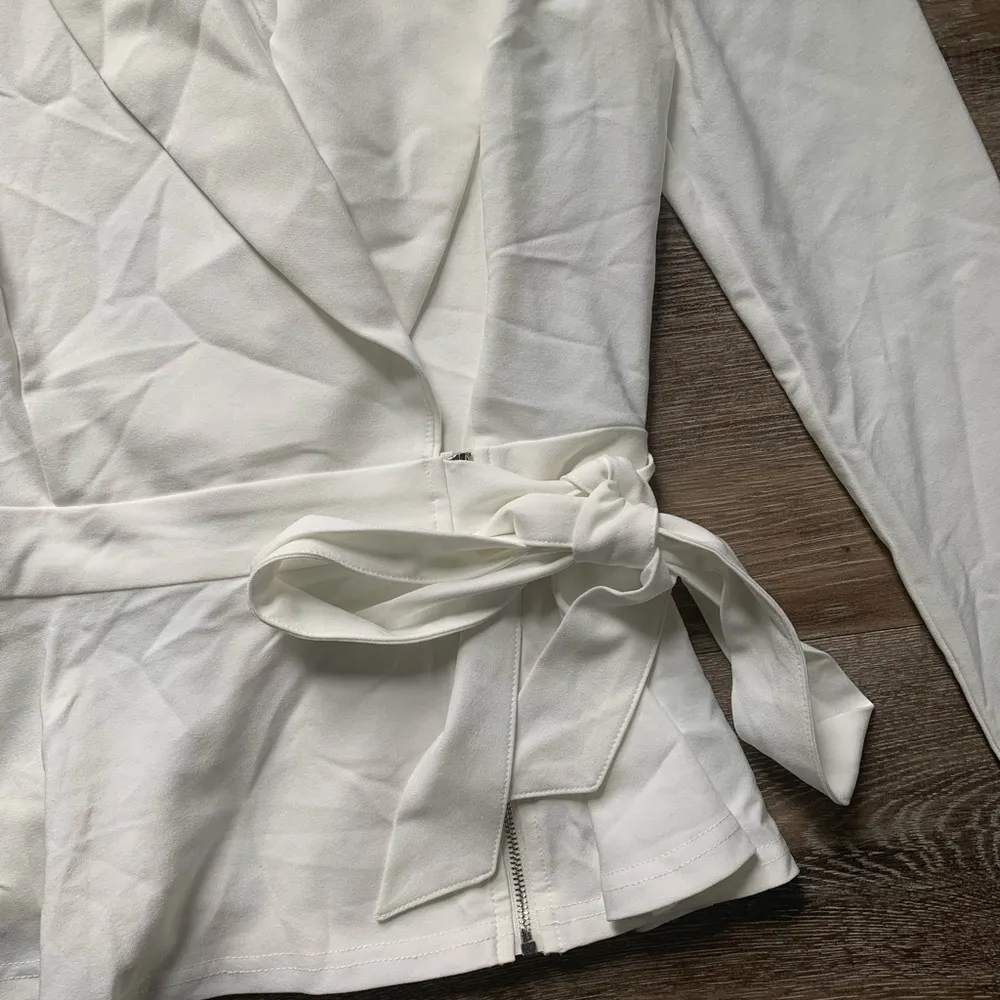 Privy White Tie Waist Blazer S - Image 2